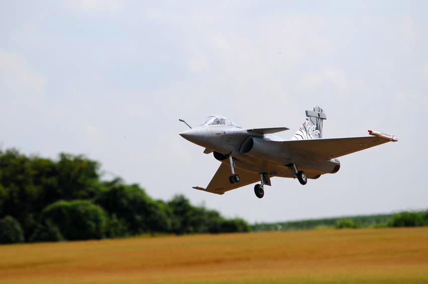 R-JET_7226.JPG