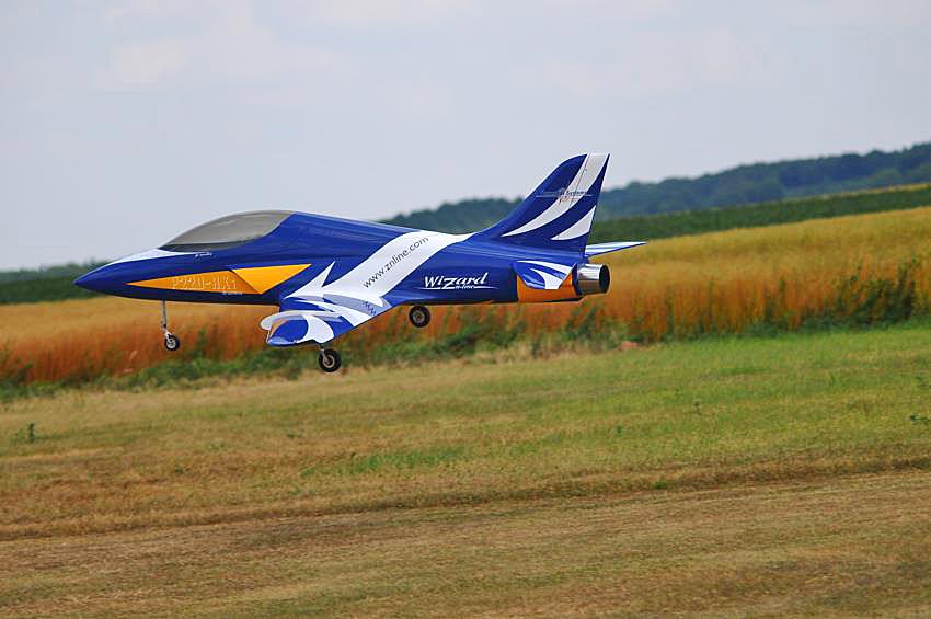 R-JET_7324.JPG